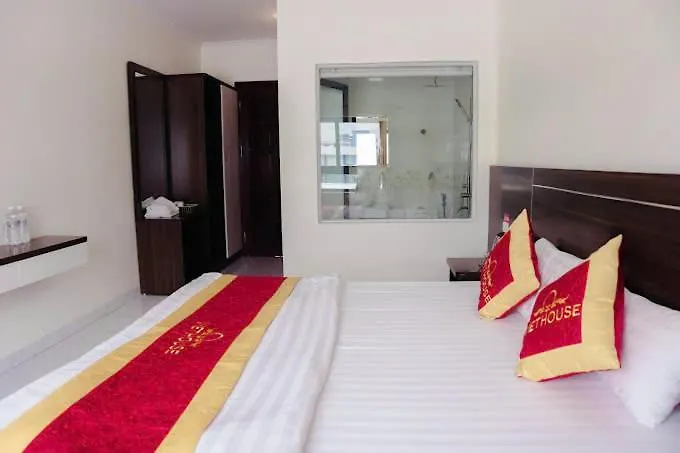 Viethouse Hotel *